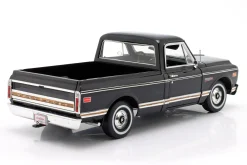 Chevrolet C10 Custom PickUp 1971 schwarz 1:18 Highway61