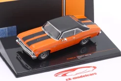 Chevrolet Nova SS Baujahr 1971 orange / schwarz 1:43 Ixo