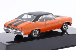 Chevrolet Nova SS Baujahr 1971 orange / schwarz 1:43 Ixo