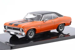 Chevrolet Nova SS Baujahr 1971 orange / schwarz 1:43 Ixo