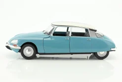 Citroen DS Special Baujahr 1972 hellblau / weiß 1:18 Solido