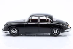 Daimler 250 V8 LHD Baujahr 1962 schwarz 1:18 KK-Scale