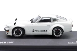Datsun 240Z Pandem Rocket Bunny Baujahr 1973 weiß 1:43 Solido