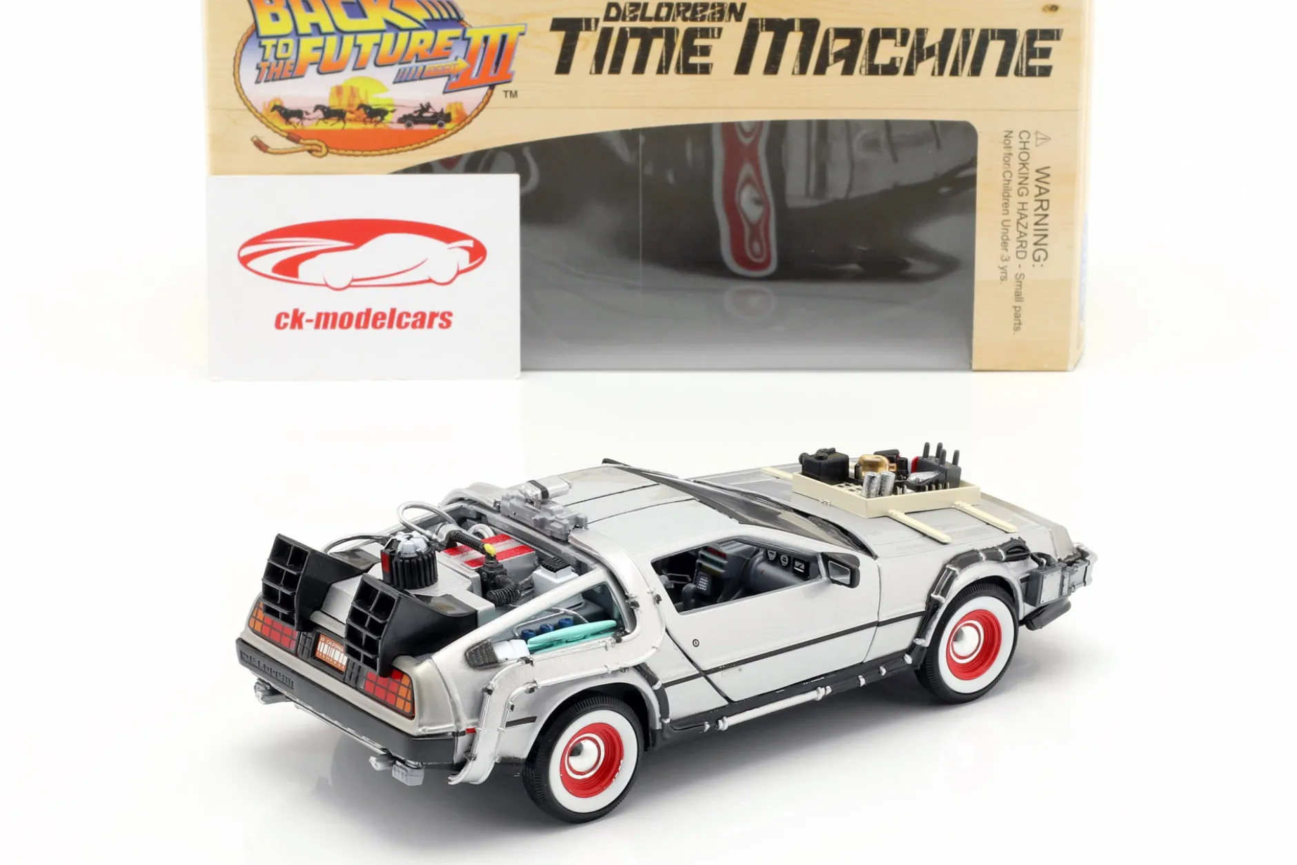 DeLorean Time Machine Back to the Future III 1:24 Welly