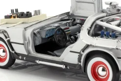 DeLorean Time Machine Back to the Future III 1:24 Welly