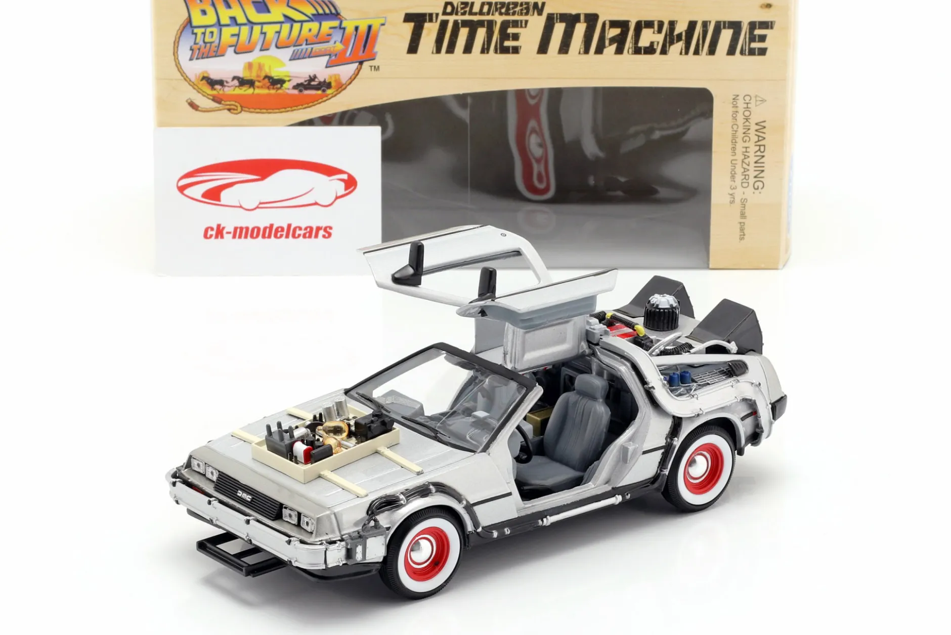 DeLorean Time Machine Back to the Future III 1:24 Welly