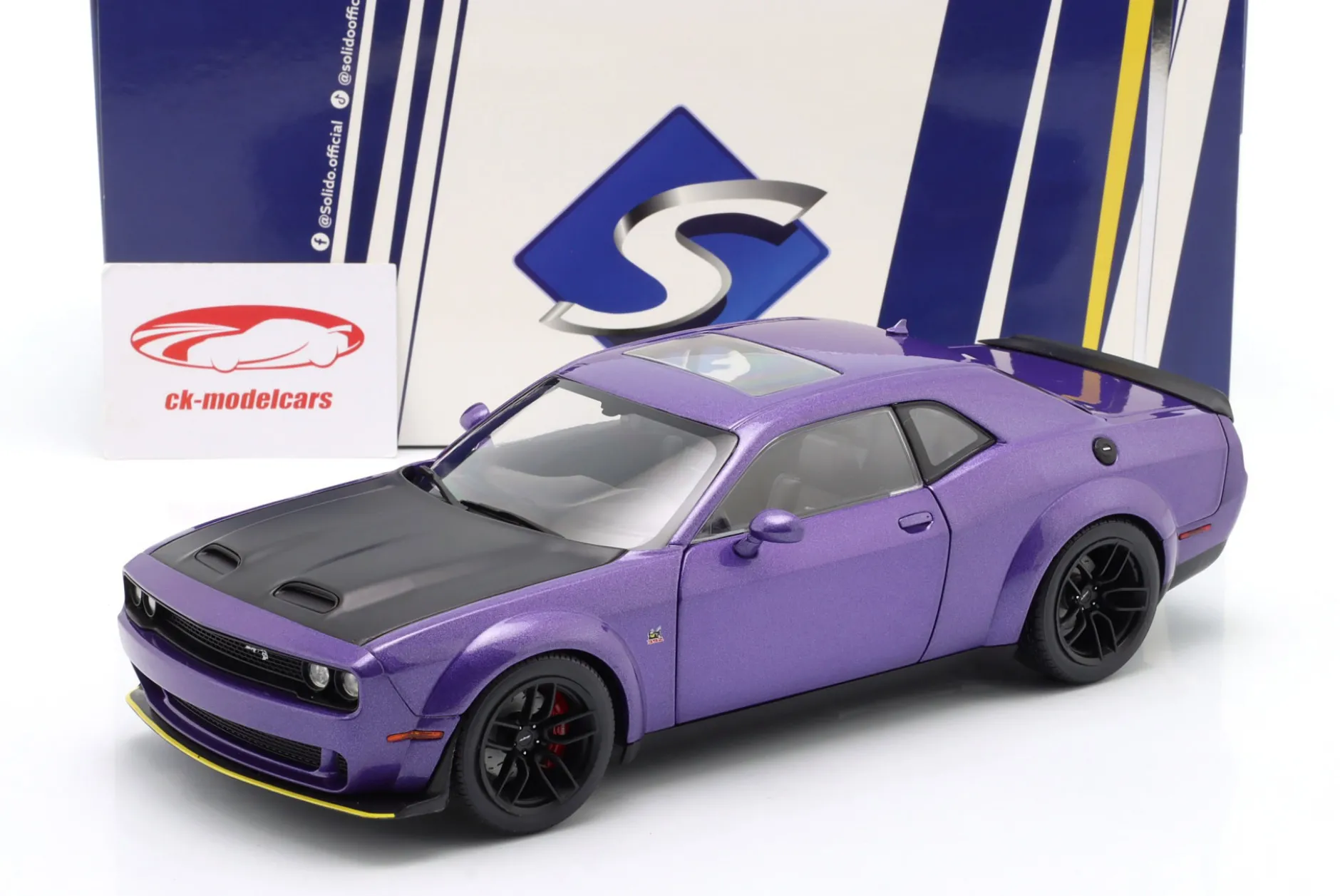 Dodge Challenger SRT Hellcat Widebody 2023 lila 1:18 Solido