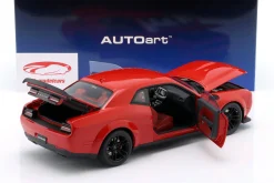Dodge Challenger SRT Jailbreak 2022 feuerrot 1:18 AUTOart