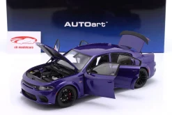 Dodge Charger Scat Pack Widebody lila 1:18 AUTOart