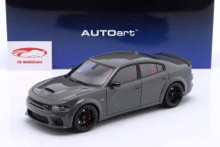 Dodge Charger Scat Pack Widebody dunkelgrau 1:18 AUTOart