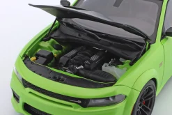 Dodge Charger Scat Pack Widebody grün / schwarz 1:18 AUTOart