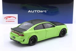 Dodge Charger Scat Pack Widebody grün / schwarz 1:18 AUTOart
