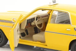 Dodge Monaco City Cab Taxi 1978 Film Rocky III (1982) 1:24 Greenlight