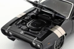 Dom's Plymouth GTX Fast and Furious 8 2017 schwarz 1:24 Jada Toys