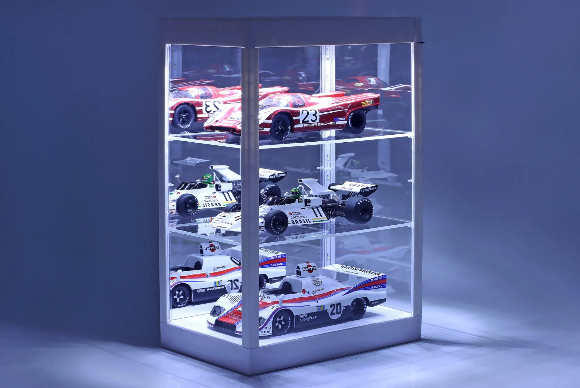 Einzelvitrine mit LED-Beleuchtung und Spiegel für Maßstab 1:18, 1:24, 1:43 weiß Triple9