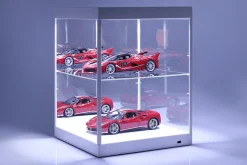 Einzelvitrine mit LED-Beleuchtung, Spiegel und Drehteller für Maßstab 1:18 weiß Triple9