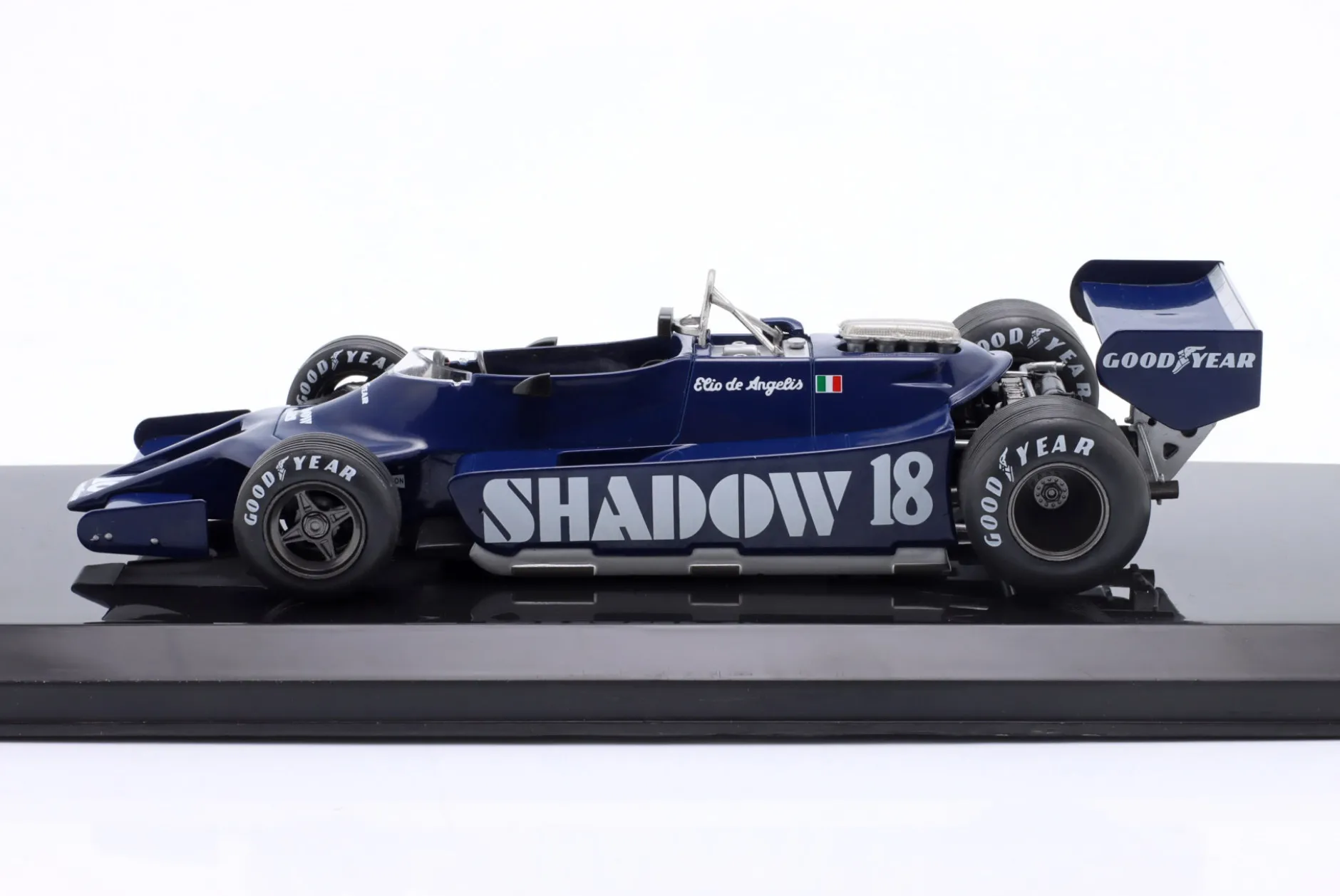 Elio de Angelis Shadow DN9 #18 Formel 1 1979 1:24 Premium Collectibles