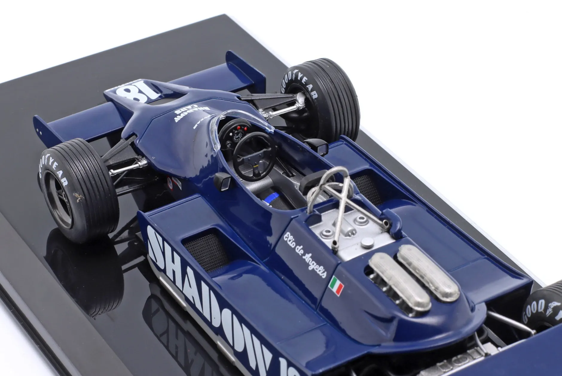 Elio de Angelis Shadow DN9 #18 Formel 1 1979 1:24 Premium Collectibles