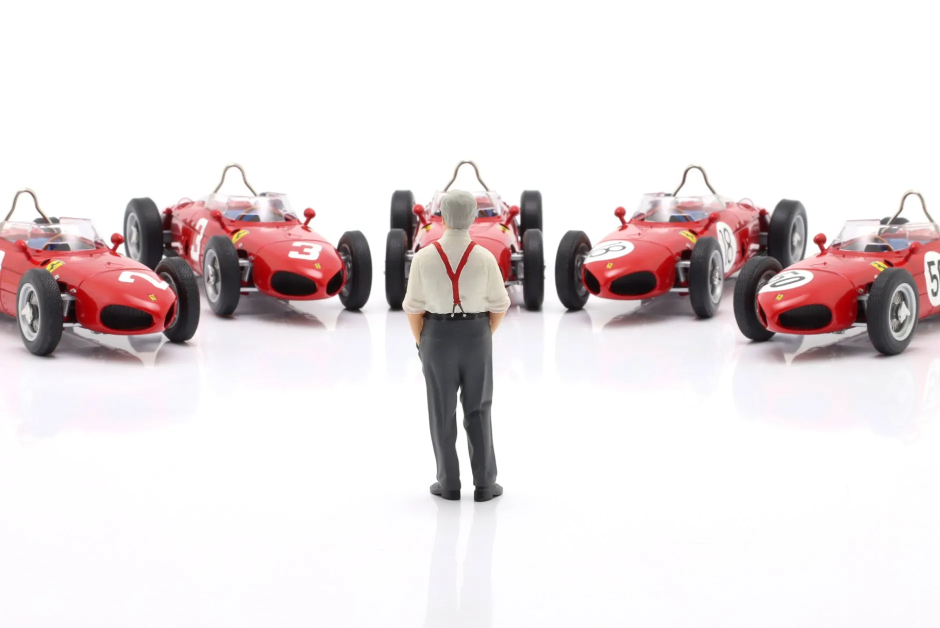 Enzo hemdsärmlig - Figur 1:18 Figurenmanufaktur