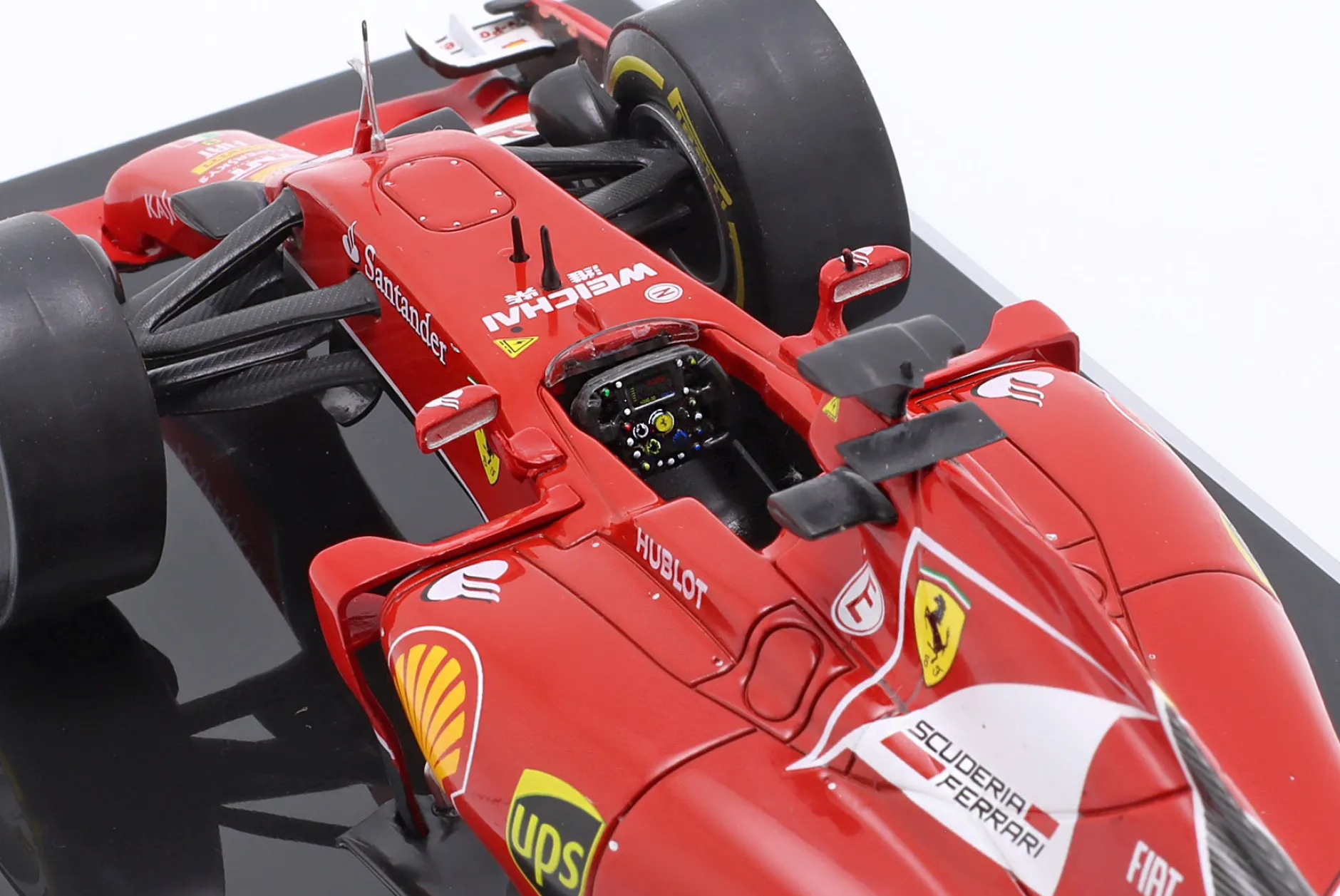 Fernando Alonso Ferrari F14T #14 Formel 1 2014 1:24 Premium Collectibles