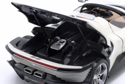Ferrari Daytona SP3 Closed Top 2022 weiß 1:18 Bburago Signature