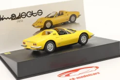 Ferrari Dino 246 GTS Baujahr 1972 mit Vitrine gelb 1:43 Altaya