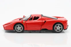 Ferrari Enzo Baujahr 2002-2004 rot 1:24 Bburago