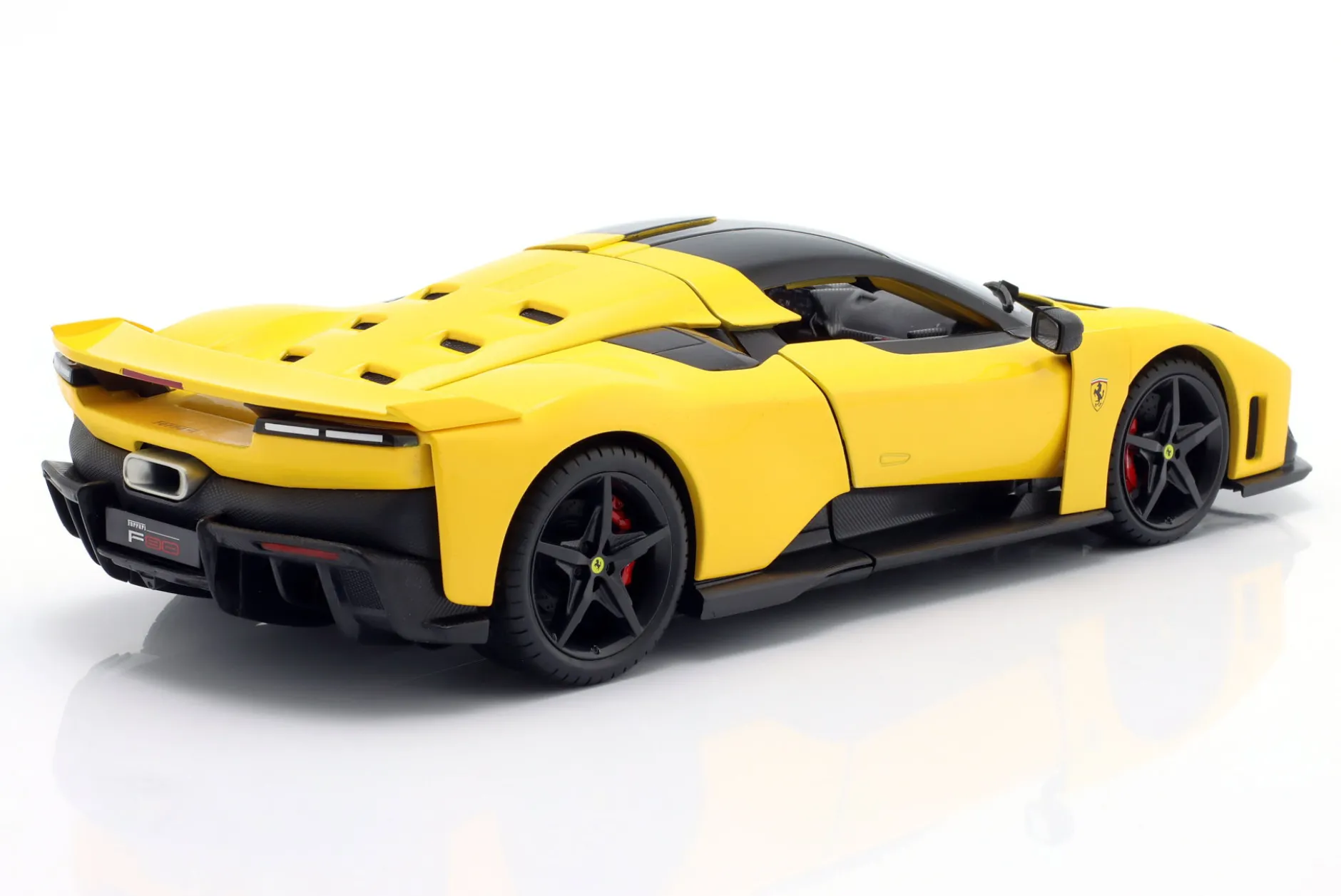 Ferrari F80 Baujahr 2024 gelb 1:18 Bburago