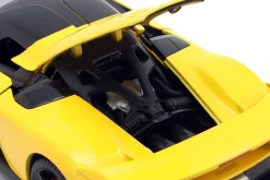 Ferrari F80 Baujahr 2024 gelb 1:18 Bburago