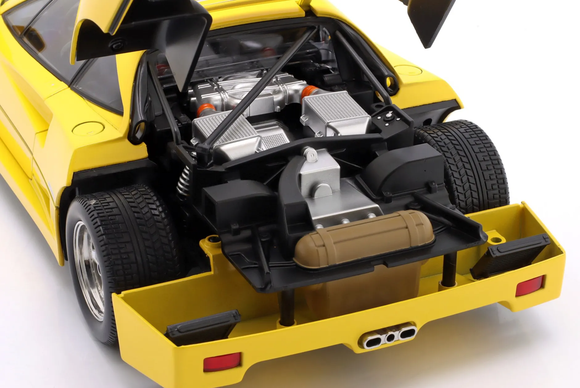 Ferrari F40 Baujahr 1987 gelb 1:12 KK-Scale