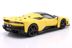 Ferrari F80 Baujahr 2024 tristrato gelb 1:18 Bburago Signature