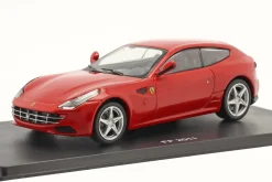 Ferrari FF Baujahr 2011 mit Vitrine rot 1:43 Altaya