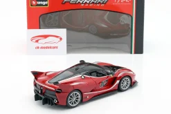Ferrari FXX-K #10 rot 1:24 Bburago