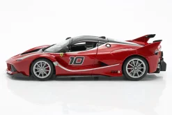 Ferrari FXX-K #10 rot 1:24 Bburago