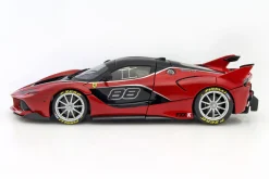 Ferrari FXX-K #88 rot / schwarz 1:18 Bburago Signature