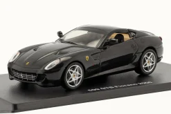 Ferrari 599 GTB Fiorano Baujahr 2006 mit Vitrine schwarz 1:43 Altaya