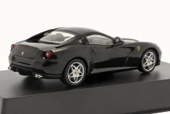 Ferrari 599 GTB Fiorano Baujahr 2006 mit Vitrine schwarz 1:43 Altaya