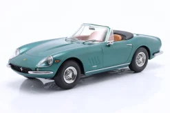 Ferrari 275 GTB/4 NART Spyder mit Speichenfelgen 1967 grün metallic 1:18 KK-Scale