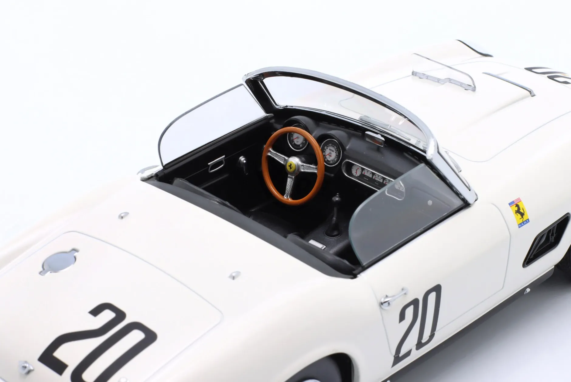 Ferrari 250 GT California Spyder #20 24h LeMans 1960 1:18 KK-Scale