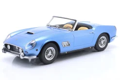 Ferrari 250 GT California Spyder Baujahr 1960 hellblau metallic 1:18 KK-Scale