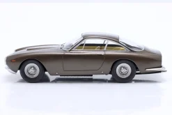 Ferrari 250 GT Lusso Baujahr 1962 braun metallic 1:18 KK-Scale