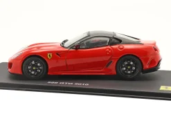Ferrari 599 GTO Baujahr 2010 mit Vitrine rot 1:43 Altaya