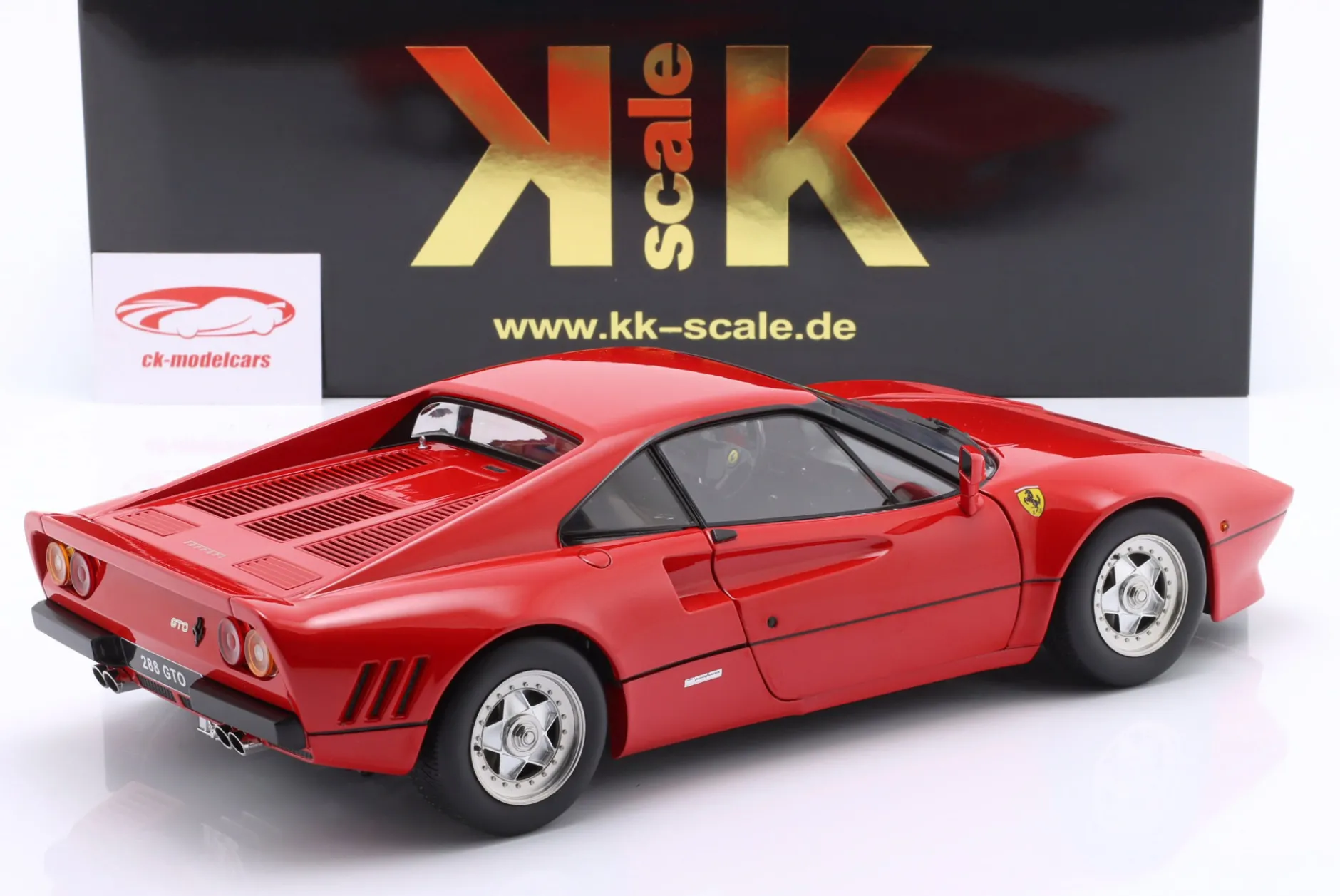 Ferrari 288 GTO Baujahr 1984 rot 1:12 KK-Scale