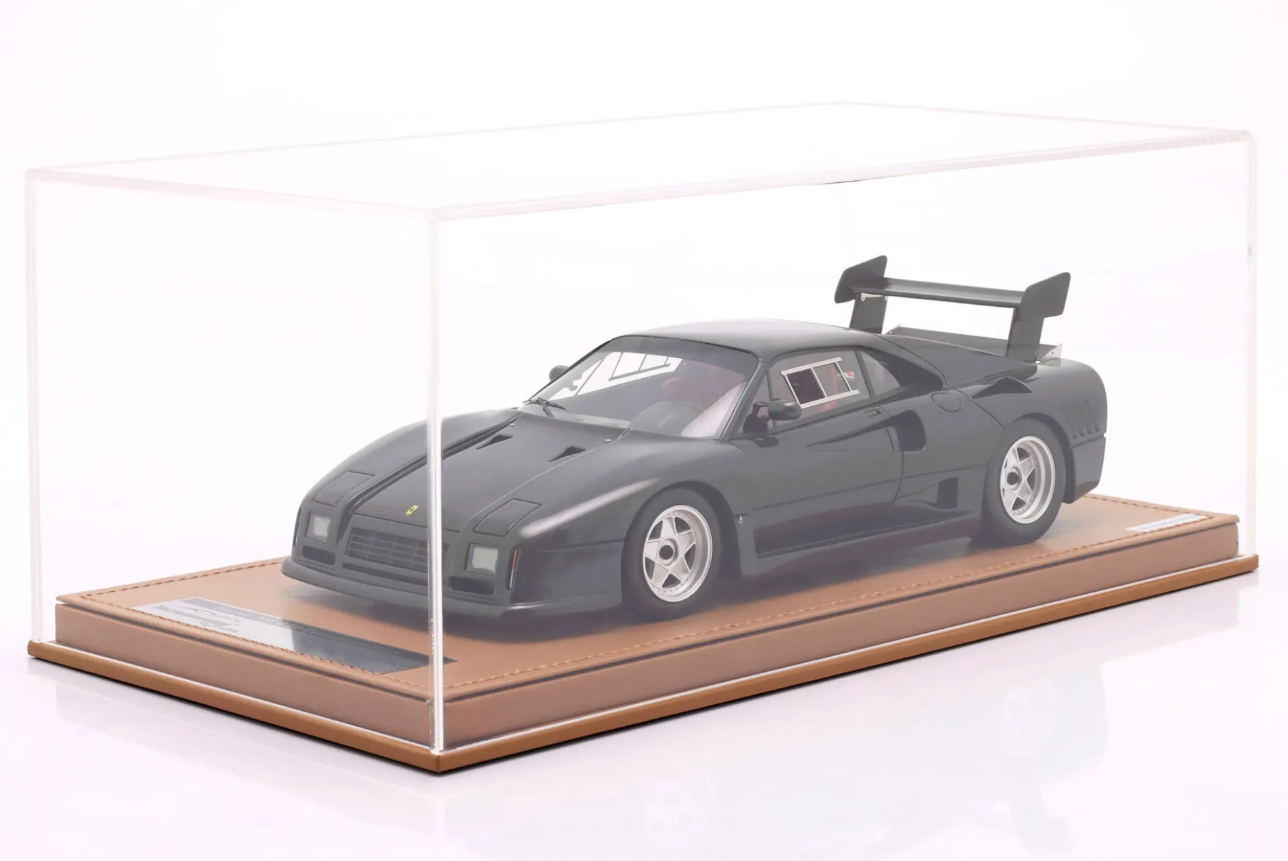 Ferrari 288 GTO Evoluzione 1985 schwarz metallic / silberne Felgen 1:18 Tecnomodel