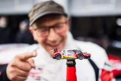 Ferrari 296 GT3 #30 Sieger 24h Nürburgring 2023 Frikadelli Racing Team 1:43 Bburago