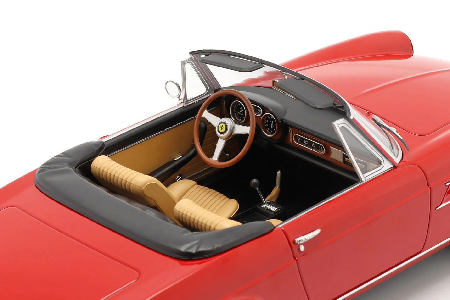 Ferrari 275 GTS Pininfarina Spyder Baujahr 1964 rot 1:18 KK-Scale
