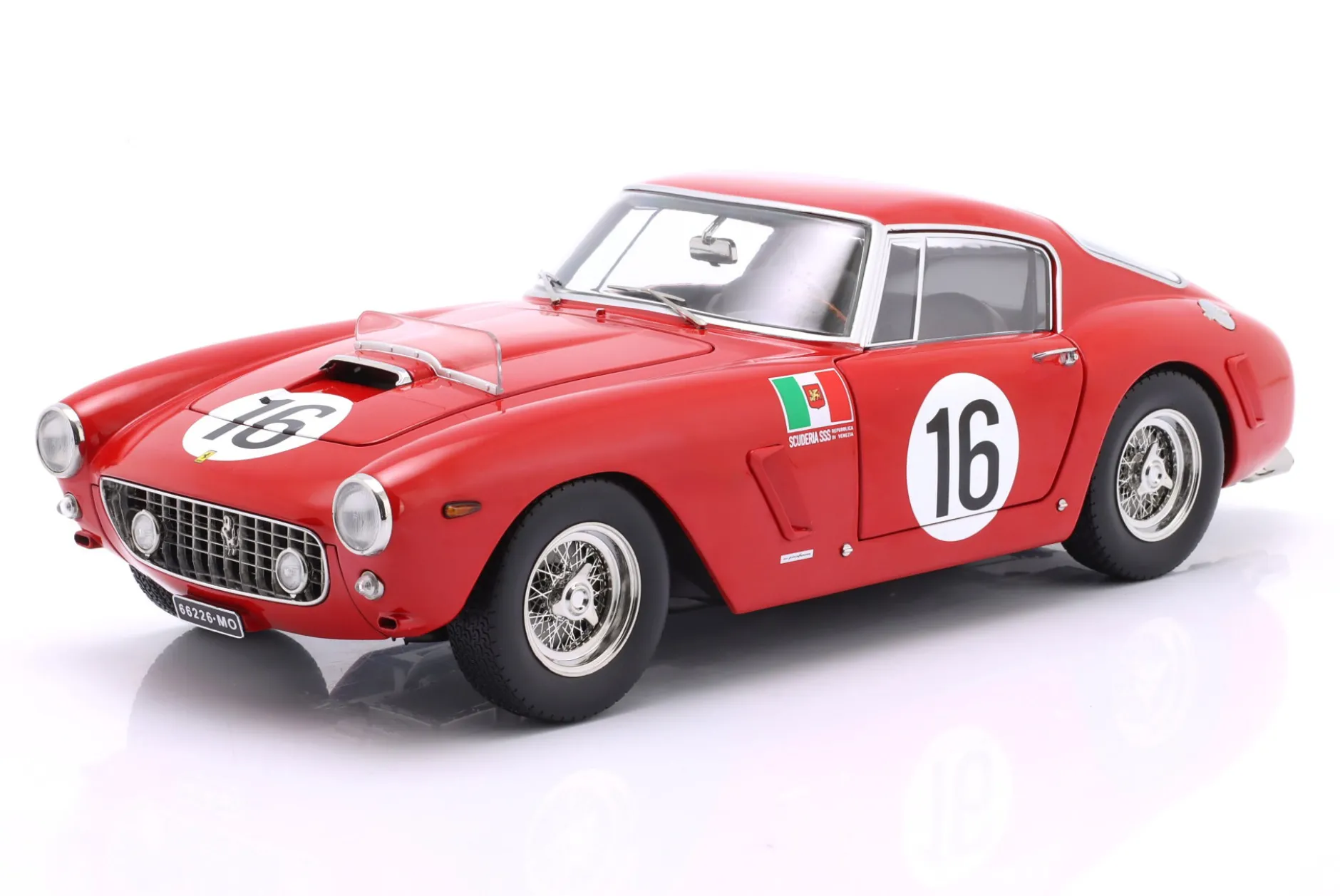Ferrari 250 GT SWB #16 24h LeMans 1961 Trintignant, Abate 1:12 KK-Scale