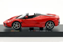 Ferrari LaFerrari Aperta rot 1:43 Bburago Signature