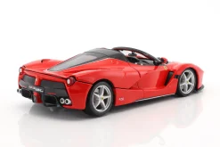 Ferrari LaFerrari Aperta 70th Anniversary Collection rot 1:24 Bburago