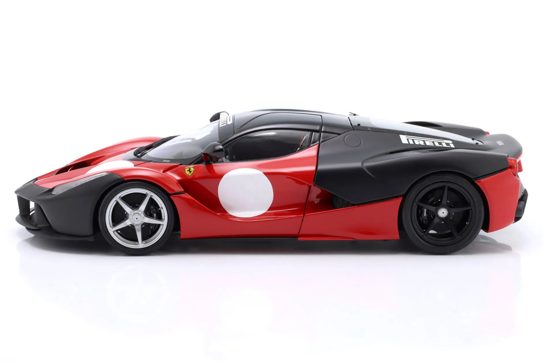Ferrari LaFerrari 3rd Phase Prototype Test 2012 rot / schwarz 1:18 BBR